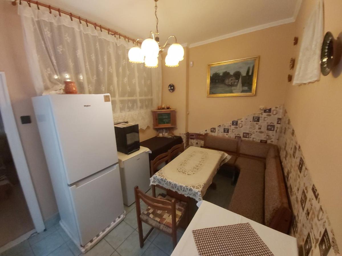 Var-Lak Vendeghaz Szendro 외부 사진